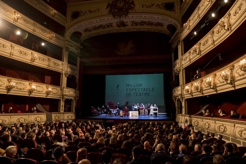 La ceremonia de entrega de premios se celebrará el 4 de noviembre en el Teatro Principal de València y será retransmitida por À Punt